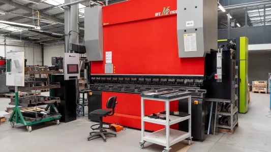 amada_hfe_m2_1703L